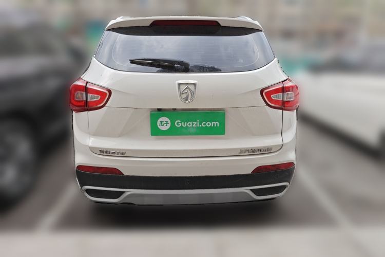 Used Baojun 510 2017 1.5L Automatic Fashion Model
