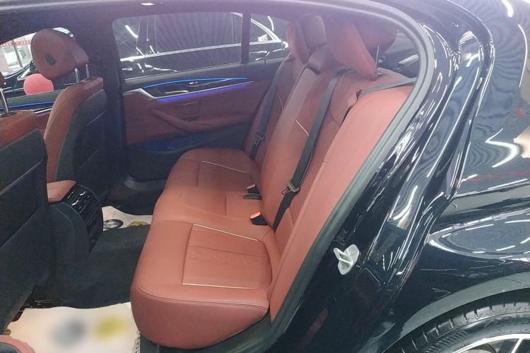 Used BMW 5 Series 2022 Second Facelift 525Li M Sport Package
