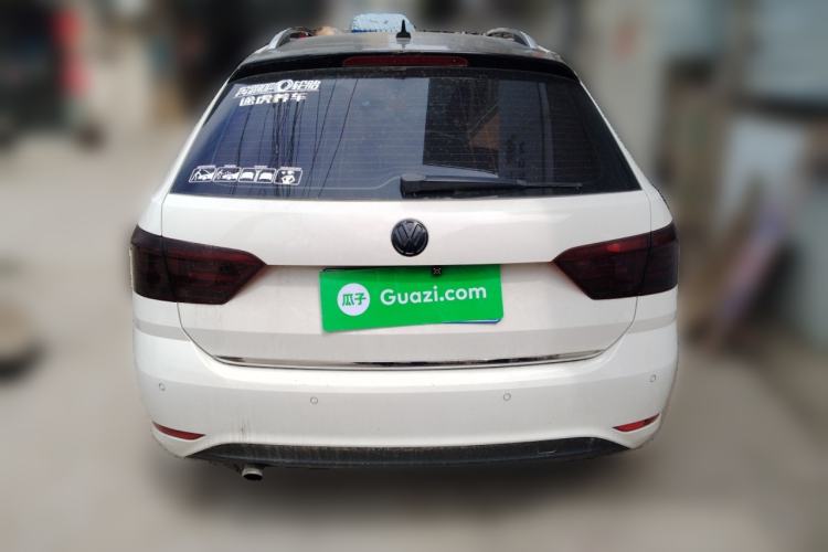 Used Volkswagen Gran Lavida 2015 1.6L Automatic Comfort Edition
