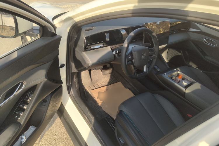 Used BYD Qin L 2025 EV 545KM Cloud Suspension Edition