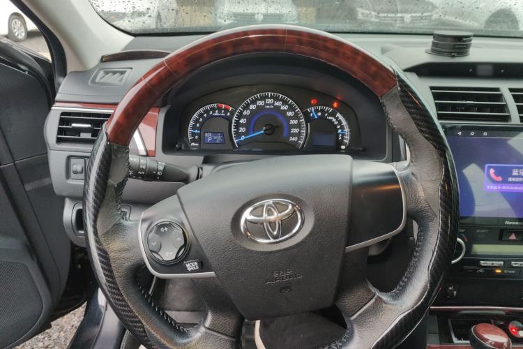 Used Toyota Camry 2013 2.0G Comfort Edition
