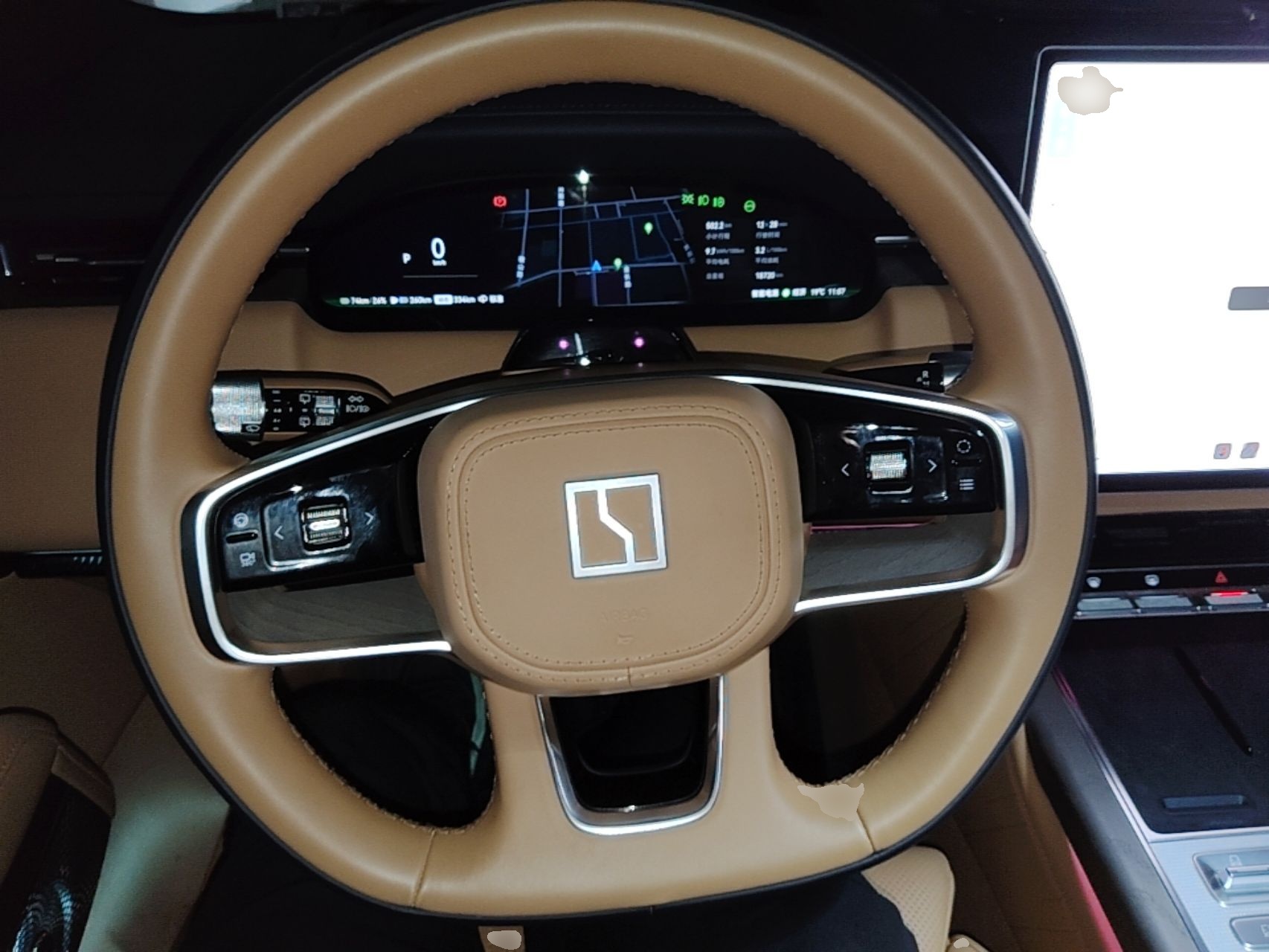 Zeekr 9X 2025 Ultra Edition 70kWh — снимка 15