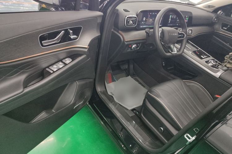 Used Chery Tiggo 9 2023 Facelift 2.0T Dual-Clutch Two-Wheel Drive Luxury Edition 5 Seats