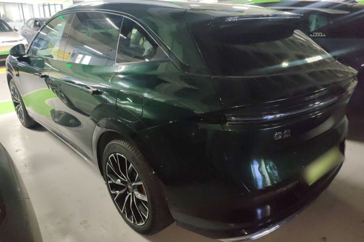 Used Zeekr 7X 2025 100 kWh Long-Range Rear-Wheel Drive with Intelligent Driving Features