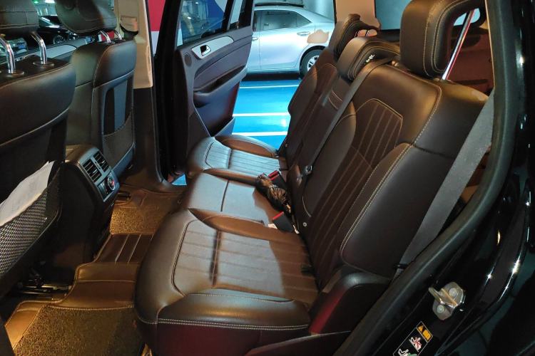 Used Mercedes-Benz GLS 2018 Facelift GLS 320 4MATIC Left Rear Seat
