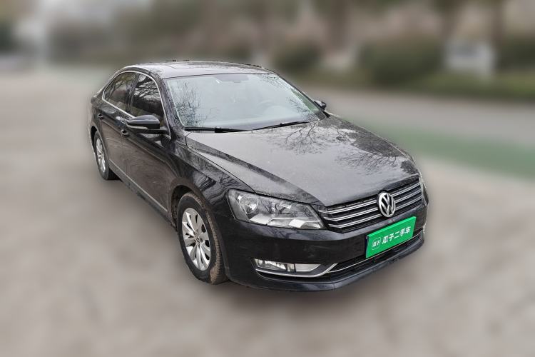 Used Volkswagen Passat 2013 1.8TSI DSG Prestige Edition Front Right 45 Deg
