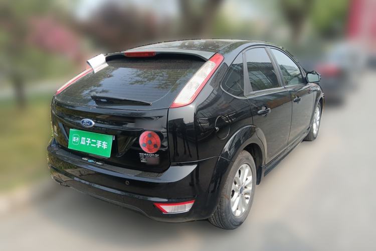 Used Ford Focus 2011 Hatchback 1.8L Automatic Fashion Edition
