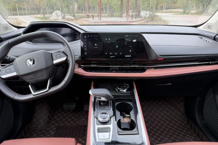 Used Changan CS55PLUS 2024 3rd Generation 1.5T DCT Prestige Model
