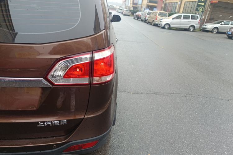 Used Baojun 730 2014 1.5L manual Comfort version 7 seats
