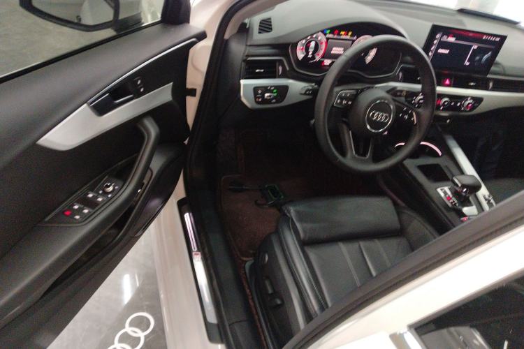 Used Audi A4L 2023 40 TFSI Fashion Dynamic Model