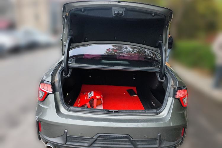 Used Lynk & Co 03 2021 1.5TD DCT JingPlus Trunk