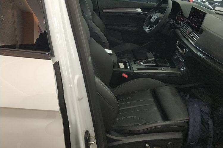 Used Audi Q5L 2024 45 TFSI Luxury Dynamic Model
