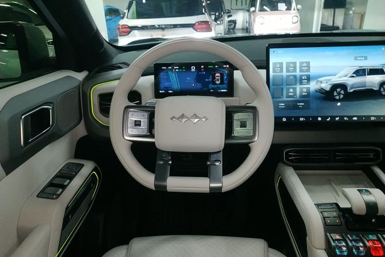 Used Formula Leopard Titanium 3 2025 501 km All-Wheel Drive Intelligent Driving Max Edition