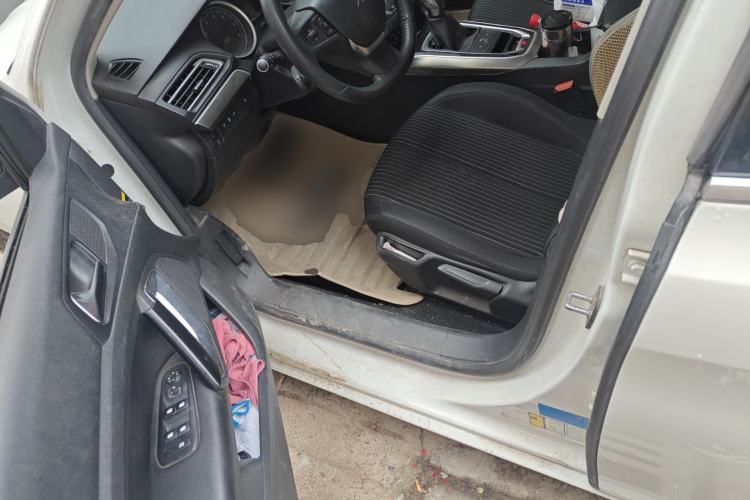 Used Peugeot 408 2014 1.8L Automatic Luxury Edition
