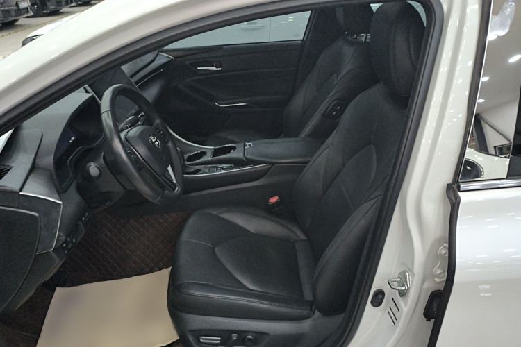 Used Toyota Avalon 2022 2.0L XLE Premium Edition Left Front Seat