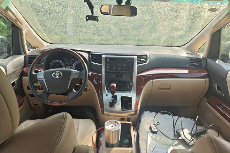 Used Toyota Alphard 2011 3.5L Luxury Edition
