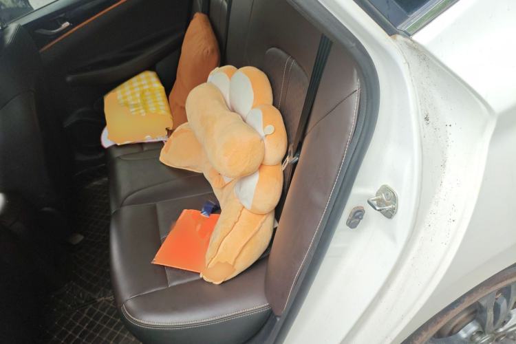 Used CHANGAN Eado DT 2019 1.6L Manual Enjoyment Model China VI Standard Left Rear Seat