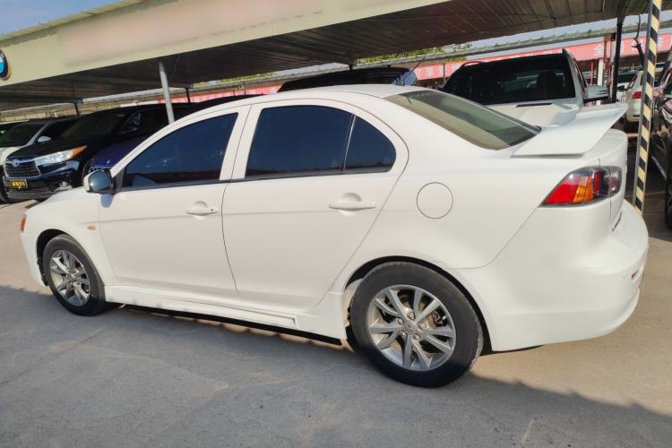 Used Mitsubishi Lancer EX 2014 Racing Edition 1.8L CVT Comfort Model
