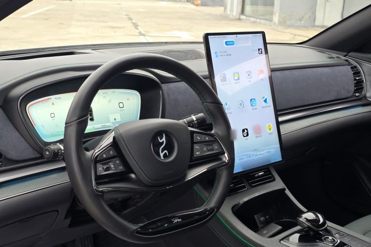 Used BYD Han 2022 EV 610 km All-Wheel-Drive Qianshan Cui Limited Edition
