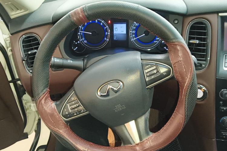 Used Infiniti QX50 2015 2.5L Enjoyment Edition
