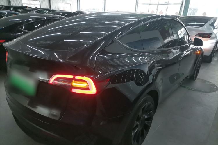 Used Tesla Model Y 2021 Standard Range Rear-Wheel Drive Version
