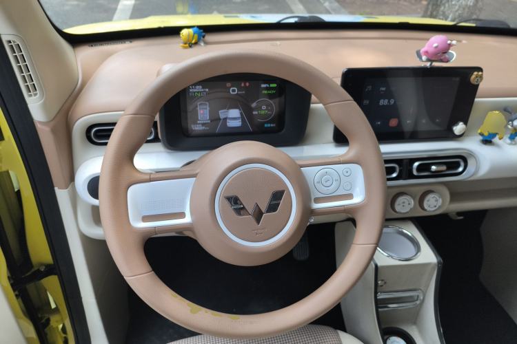 Used Wuling Hongguang MINIEV 2024 3rd Generation 215km Advanced Version