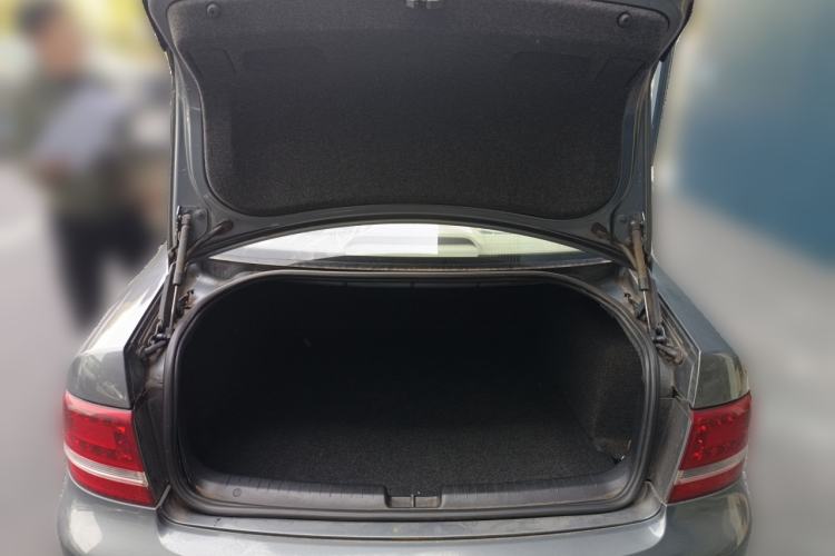 Used Volkswagen Passat 2009 1.8T Manual Luxury Model Trunk