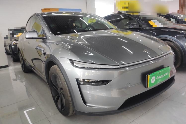 Used Tesla Model Y 2025 Rear-Wheel-Drive Version
