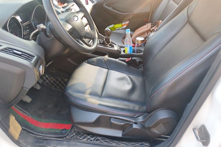 Used Ford Focus 2012 Hatchback 1.6L Manual Comfort Model
