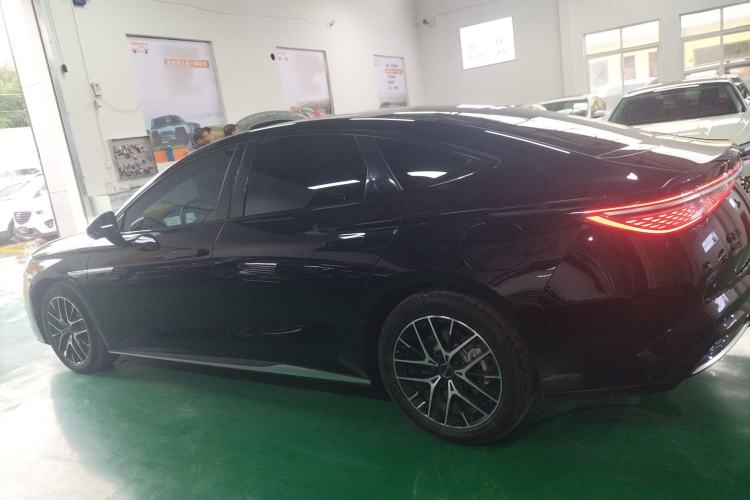 Used BYD Seal 2023 DM-i 1.5L 121km Prestige Model
