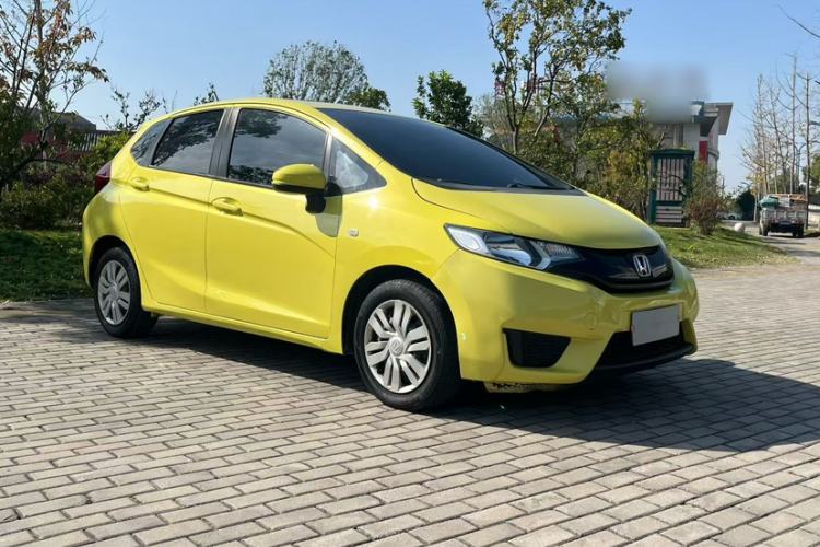 Used Honda Fit 2016 1.5L LXS CVT Comfort Sunroof Version