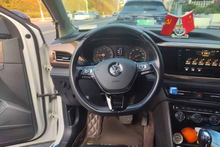 Used Volkswagen Tharu 2020 280TSI Two-Wheel Drive Luxury Plus Version China VI Standard
