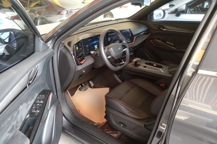 Used Oshan X5 PLUS 2023 Revised Version 1.5T DCT Navigation Edition