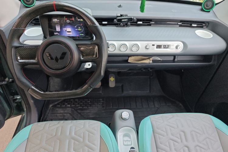 Used Wuling Hongguang MINIEV 2022 GAMEBOY 200km Gaming Edition with Lithium Iron Phosphate
