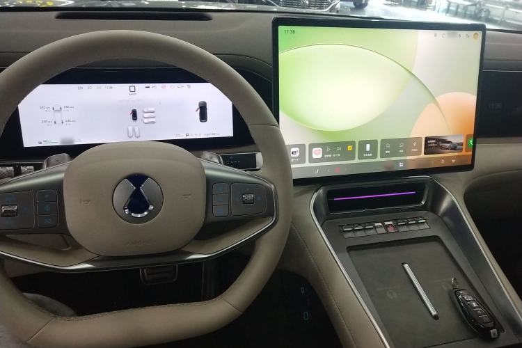 Used Denza N8L 2025 Model Flagship Model
