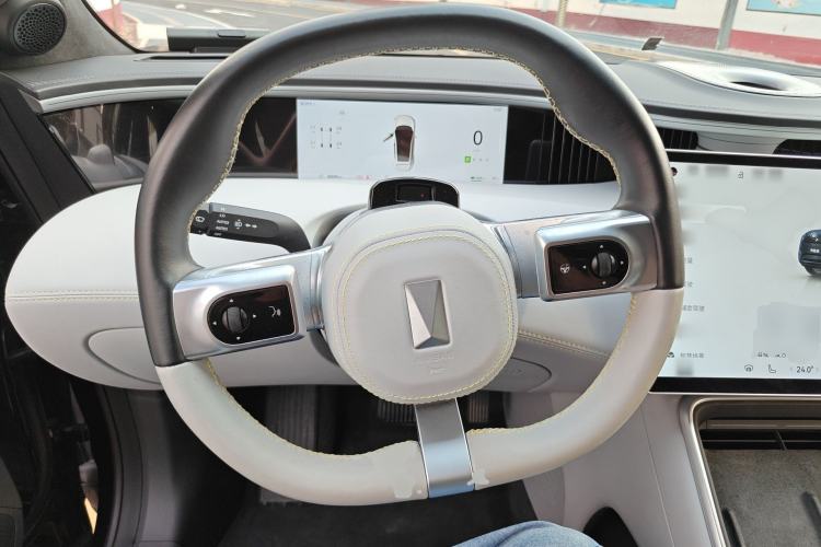 Used Avatr 11 2023 Harmony 90-degree Rear-wheel Drive Business Edition