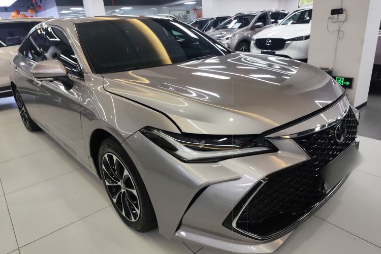 Used Toyota Avalon 2023 2.5L Luxury Edition Front Right 45 Deg