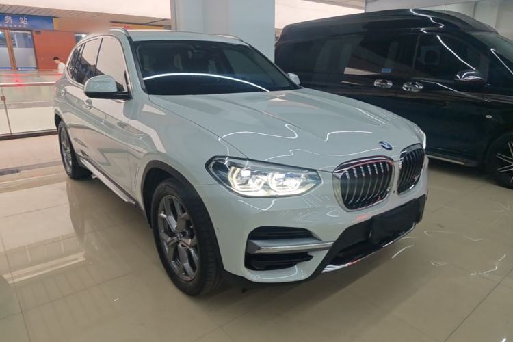 Used BMW X3 2020 xDrive28i Luxury Package Front Right 45 Deg