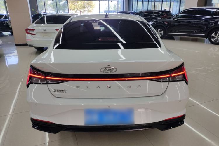 Used Hyundai Elantra 2022 1.5L CVT LUX Prestige Edition