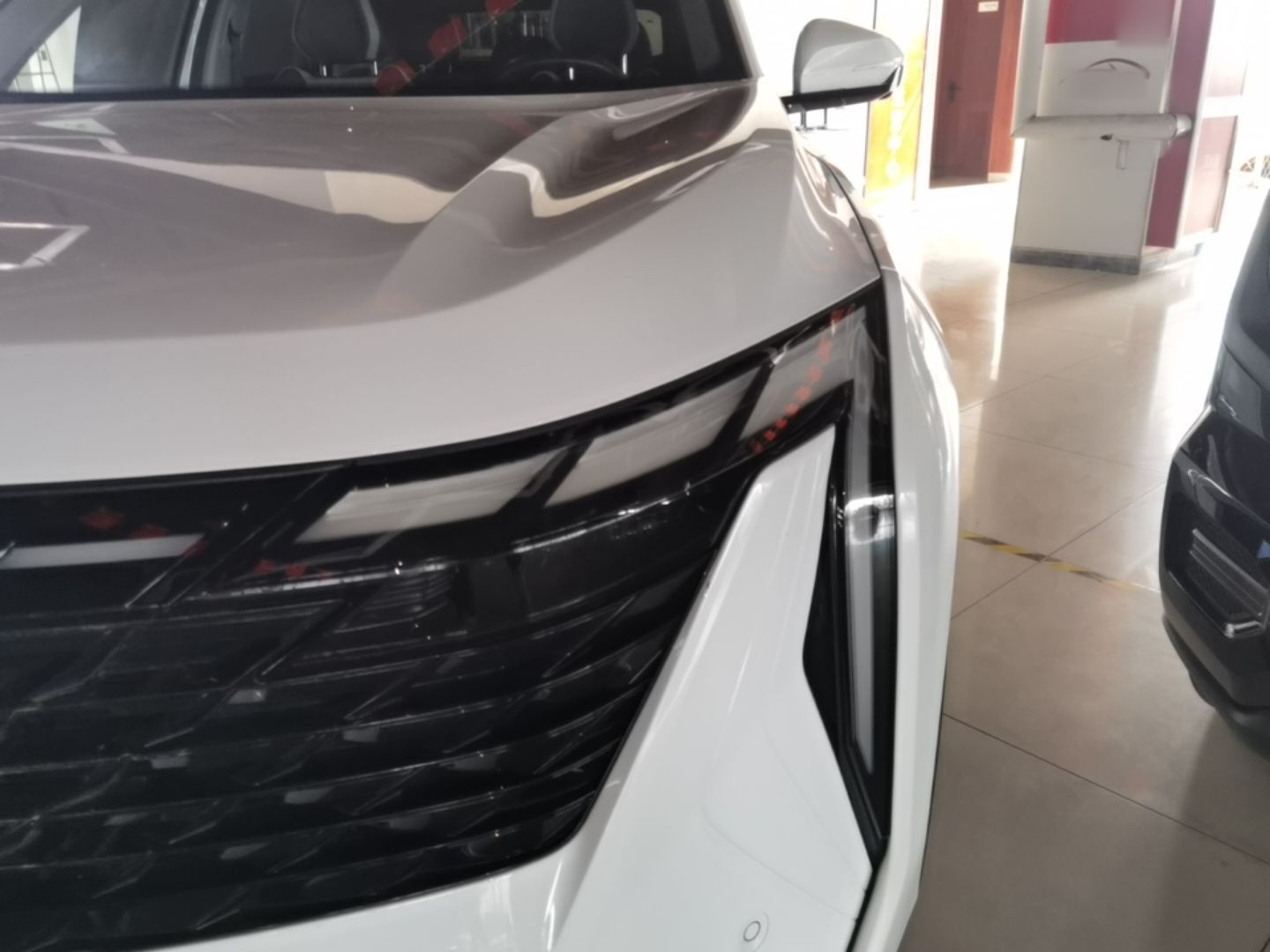 Geely Auto FX11 2023 1.5TD DCT Glory Edition — снимка 8