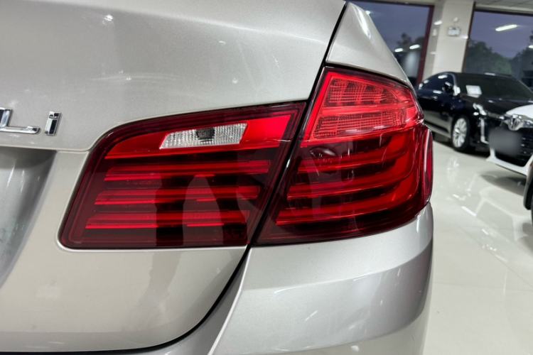 Used BMW 5 Series 2014 525Li Luxury Design Package Exterior 9