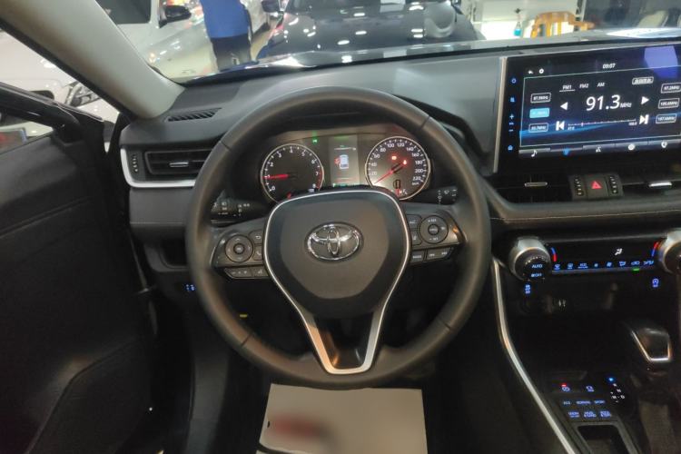 Used Toyota Wildlander 2022 2.0L CVT Four-Wheel Drive Luxury Edition
