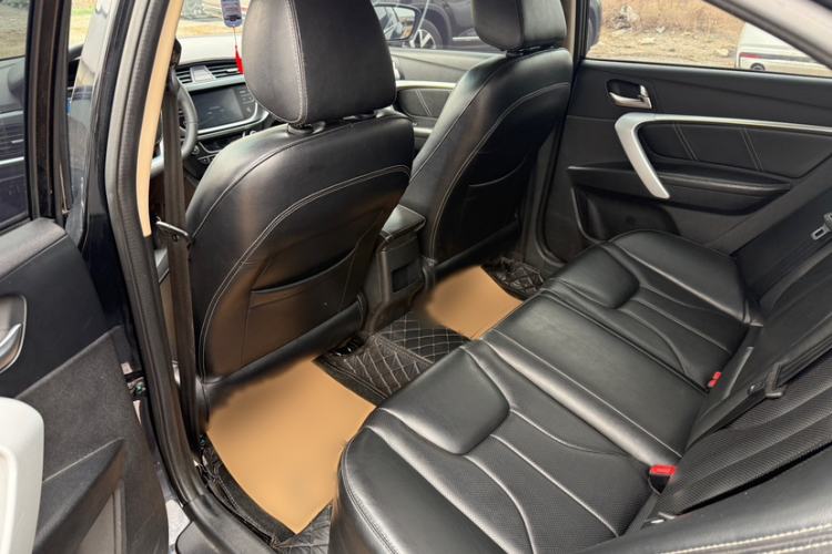 Used Geely Auto Emgrand 2017 Sedan Million Edition 1.5L Manual - Upward Version