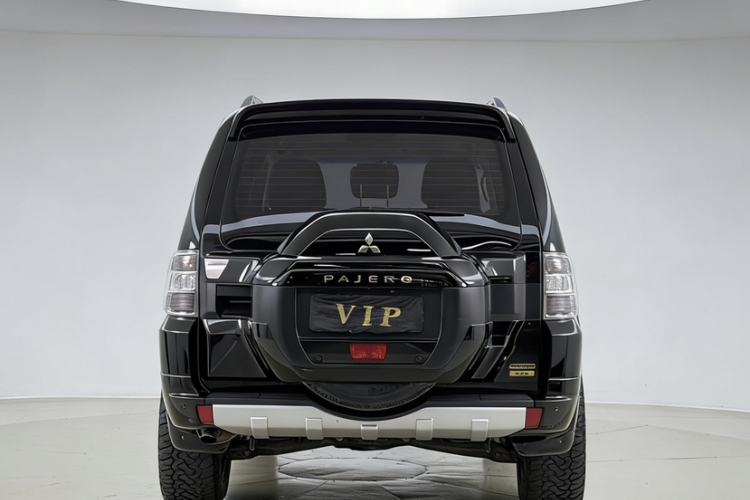 Used Mitsubishi Pajero 2018 V97 3.8L 5-Door GLS Sunroof – Middle East