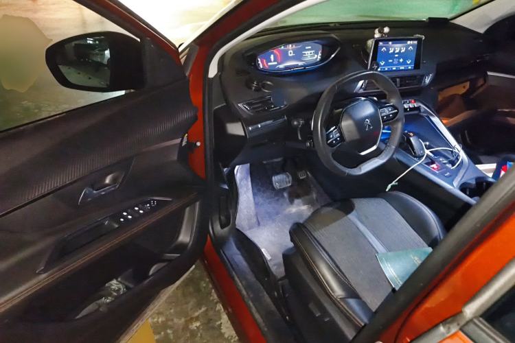 Used Peugeot 4008 2017 350THP Elite Edition Driver Seat