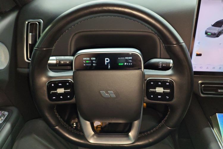 Used Li Auto L8 2023 Pro Model Steering Wheel