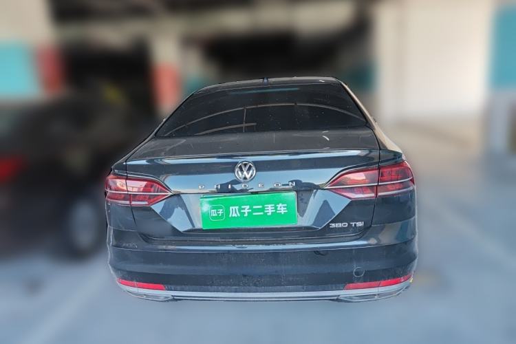 Used Volkswagen Phideon 2018 Revised Version 380TSI Two-Wheel-Drive Flagship Edition
