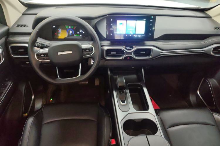 Used Radar King Kong 2025 460 km All-Wheel Drive Long-Box Version – Mighty King Kong Center Console