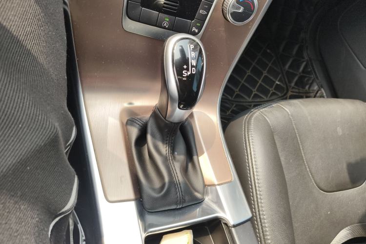 Used Volvo XC60 2017 T5 Smart Upgrade Edition
