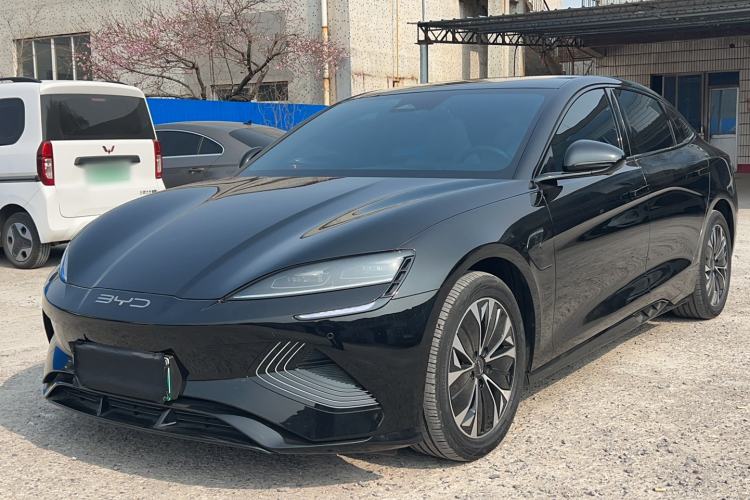 Used BYD Seal 2022 550 km Standard Range Rear-Wheel Drive Prestige Version